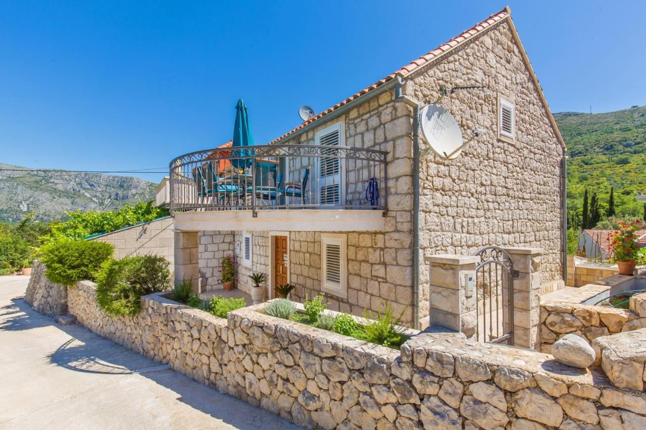 Sweet Villa *